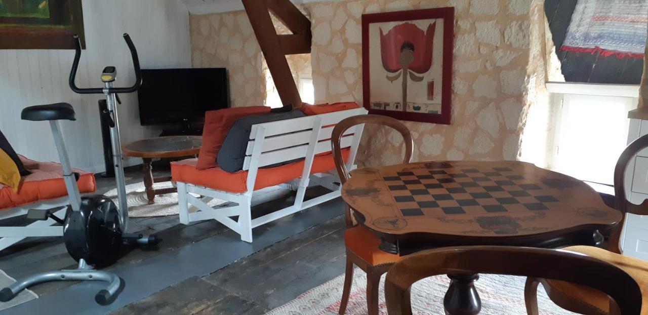 La Miramboise, Chambres Et Table D Hotes Mirambeau  Esterno foto
